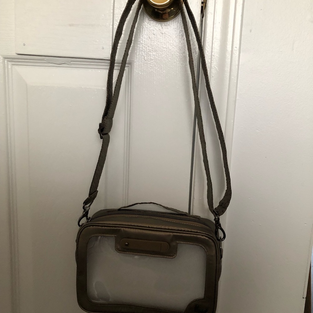 LUG Stagecoach-Metallic Walnut NWOT